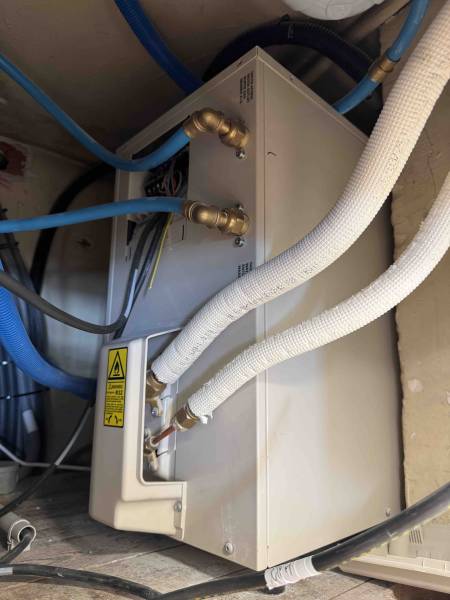 Installation d’une pompe à chaleur gainable Tekno Point à condensation par eau à Lyon